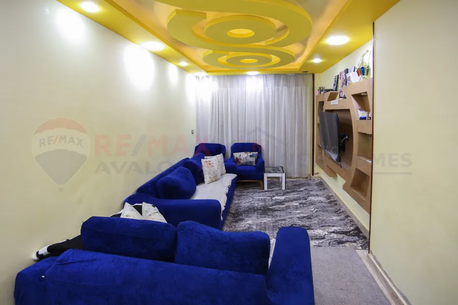 شقة للبيع 145 م كليوباترا ( ثالث نمرة من البحر )