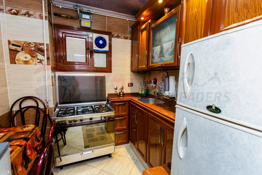 شقة للبيع 135 م سبورتنج (ش محمود الطوربيني)