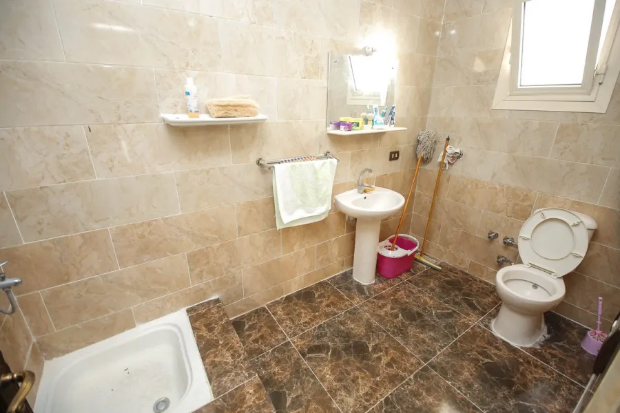 Villa 470m for Sale or Rent (King Marriot)