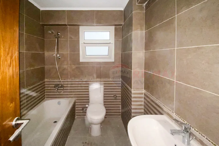 شقة للايجار 202 م سموحه (جراند فيو)