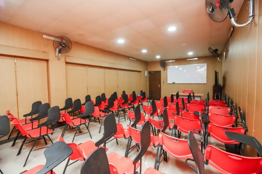 Commercial Property For Sale 327m Smouha (Commercial Market