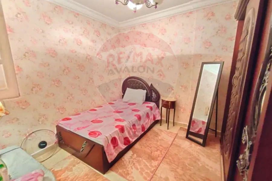 شقة للبيع 110 م سابا باشا (ش عبدالله باشا الغريانى)