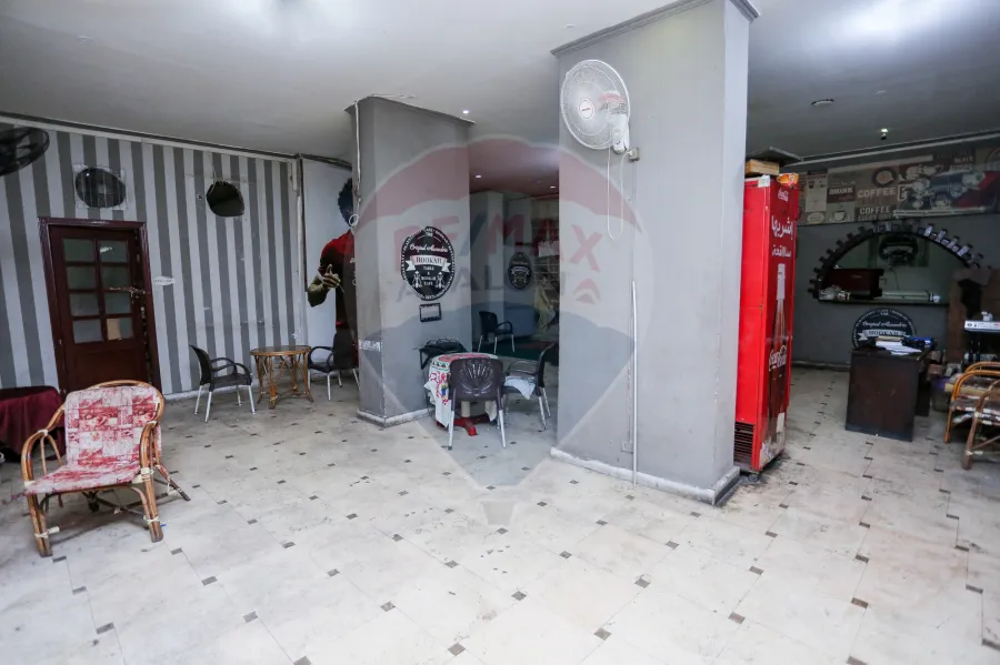 Shop for sale 300 m Sidi Beshr (Directly on taram station)