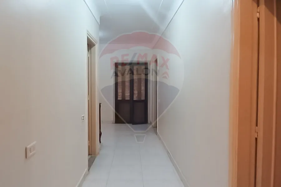 Apartment for rent 400 m Sporting (Port Said St.)