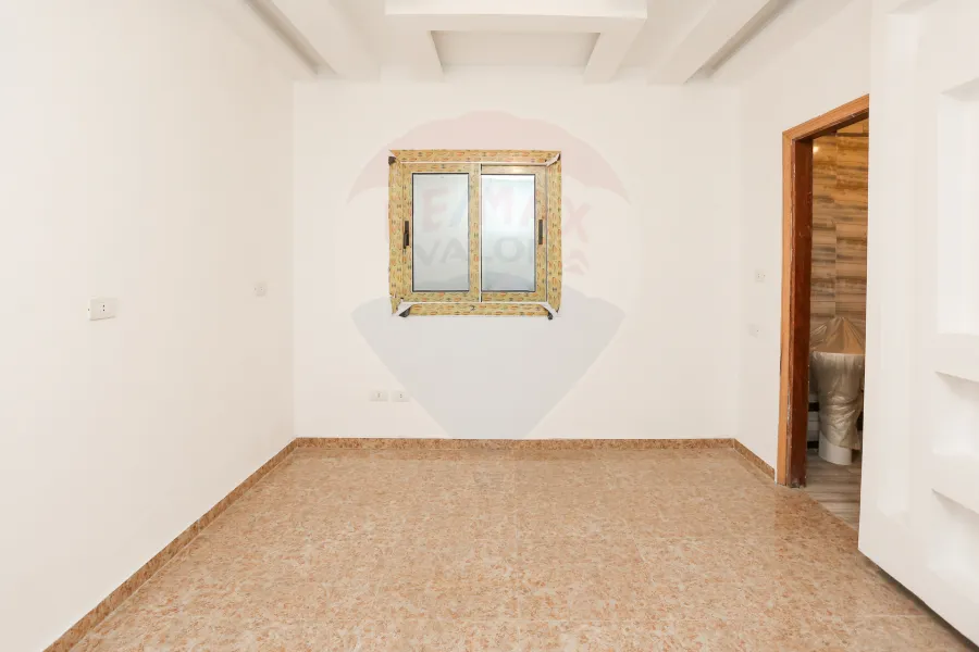 Administrative or residential apartment for rent 120 m Azarita (steps from the sea)