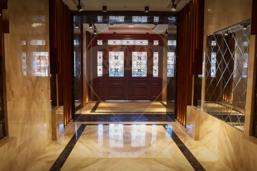 شقة للبيع 179 م التجمع الخامس (بيت وطن)