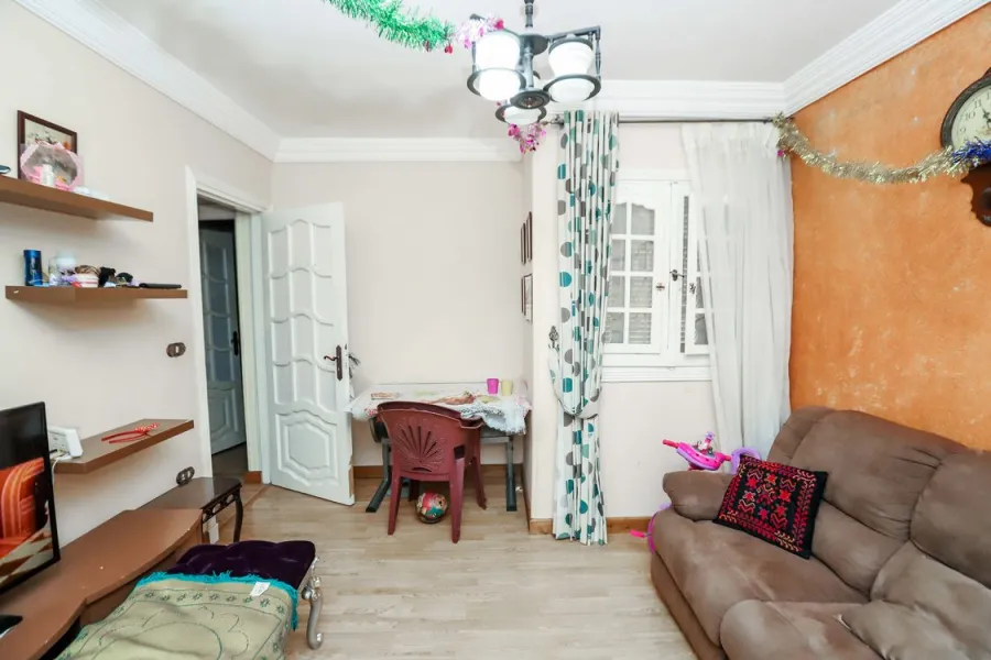 شقة للبيع 135م سيدي بشر بحري (متفرع من جمال عبد الناصر)