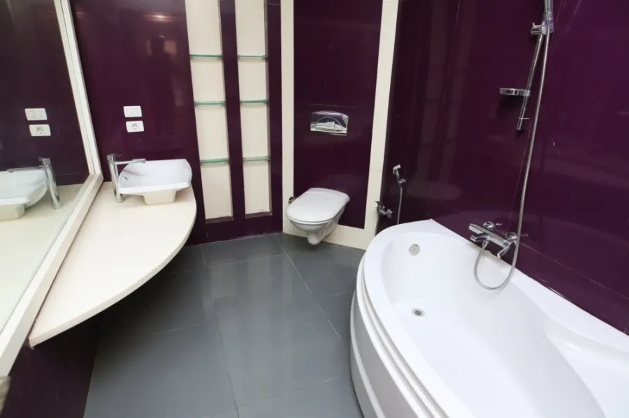 Apartment for sale 480m Laurent - Korneish Road