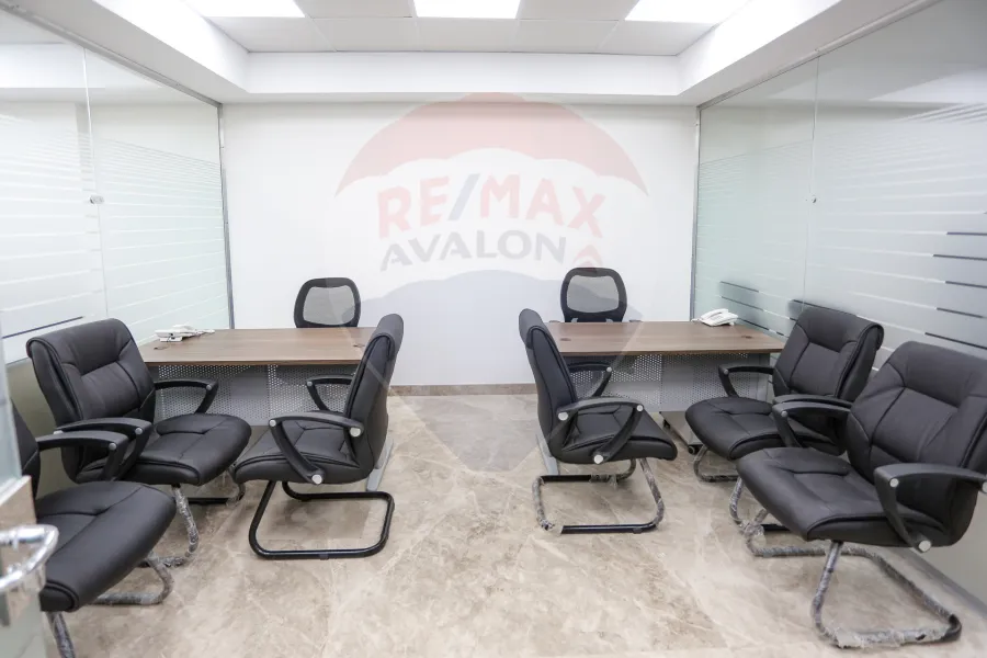 Administrative unit for sale 172 m Smouha (Army Towers)