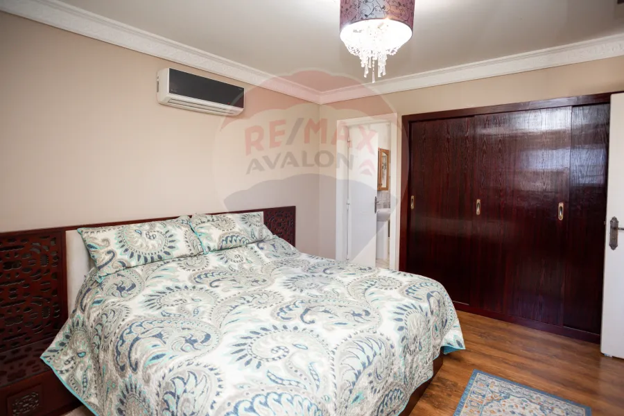 Villa for sale 530 m King mariout (Lakeside Paradise compound)