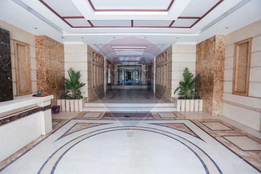 Administrative Office for rent 125m Janacklees ( Elsalam Interbuild Tower - Abu Qir St.)