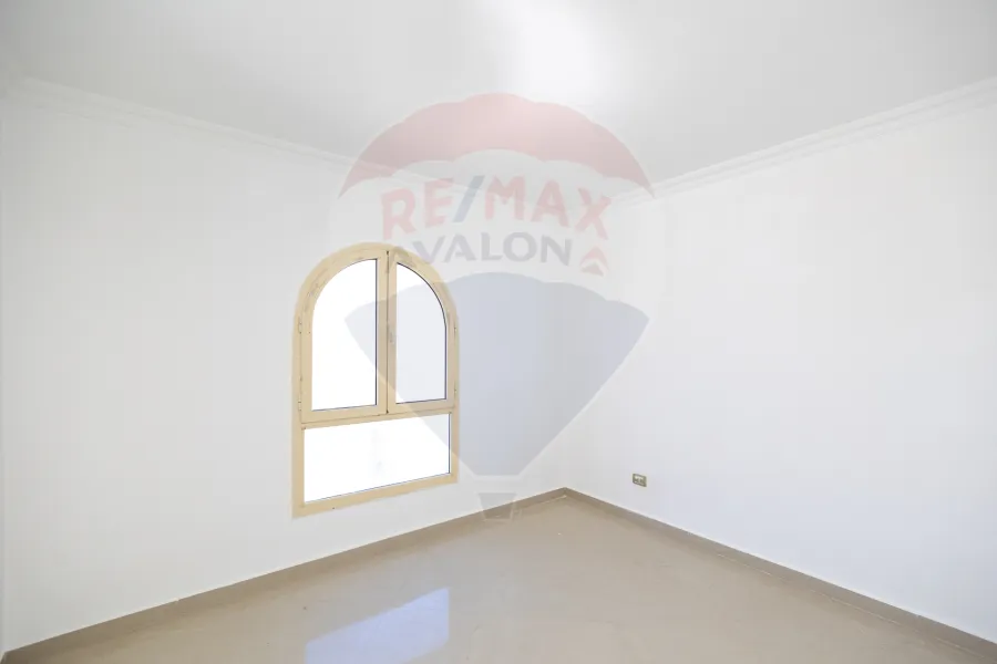 شقة للبيع 145 م لوران (ش ماهر بك)