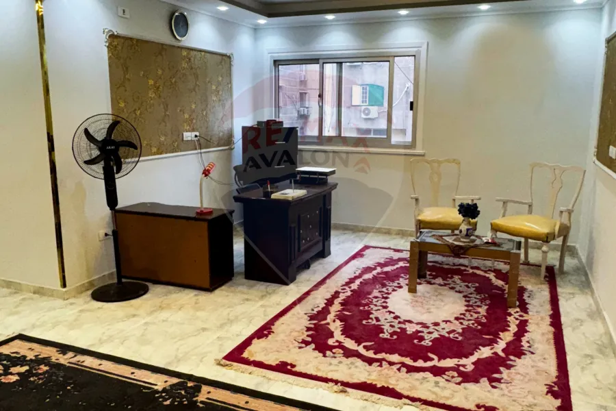 شقة للايجار المفروش 150 م سموحة (متفرع من ش فوزي معاذ)