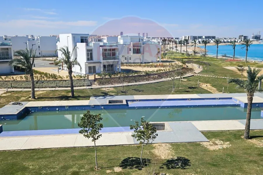 فيلا ستاندالوان للبيع (مزارين - العلمين) 720 م