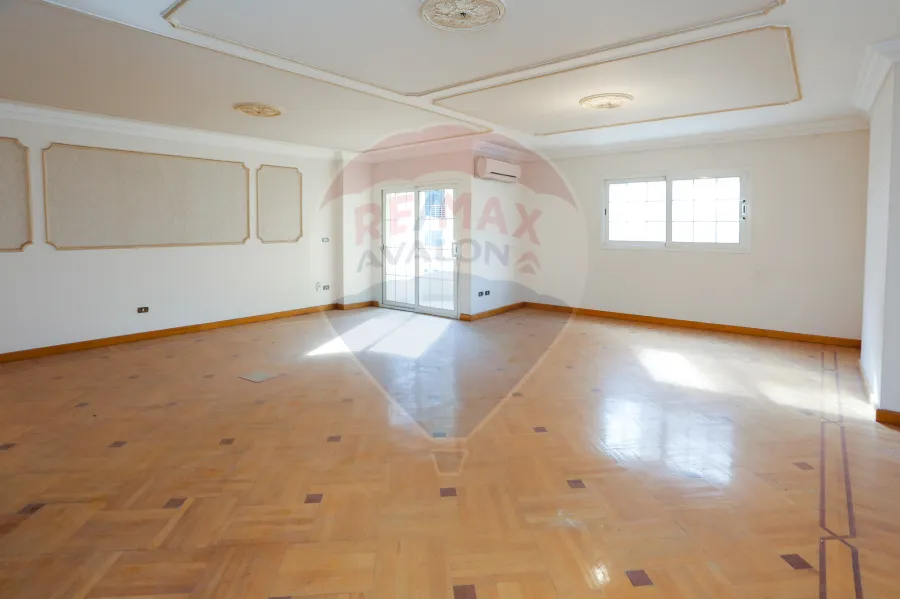 شقه للبيع 265 م سموحة (ش بهاء الدين الغتورى-خطوات من شارع فوزى معاذ)