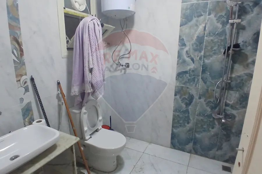 Apartment for sale 200 m Fleming (Mohamed Helmy Street)