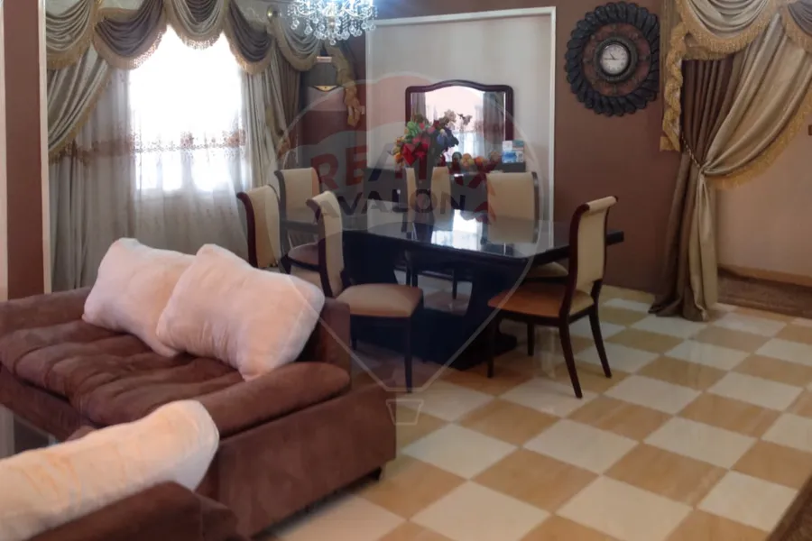 شقة للبيع 208 م رشدي (ثاني نمرة من ابو قير)