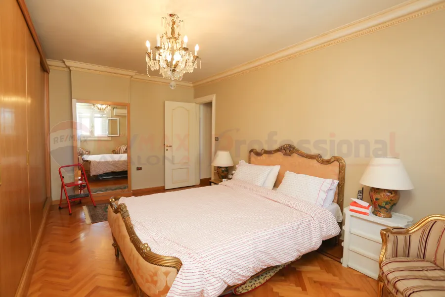 Apartment for sale 150 m Kafr Abdo (Steps from Saint Jenny Square)