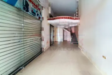 محل + صندرة  للإيجار 65 م سموحة (شارع 311)