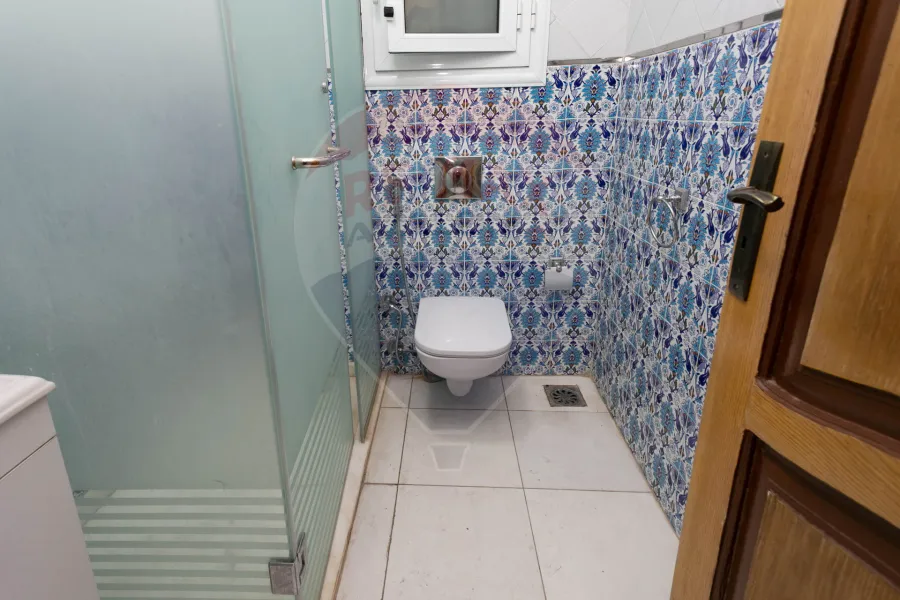 شقة للبيع 140 م السرايا (ش الطفولة السعيدة )