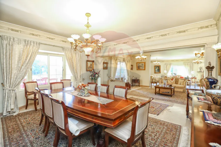 Villa for sale 3,000 m King Mariout (Palaces Area)