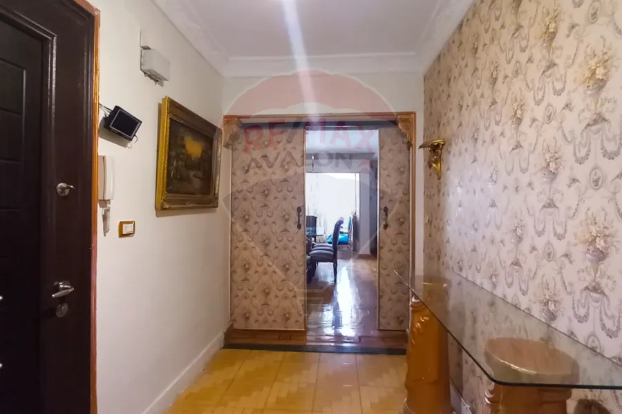 Furnished apartment for rent 220 m Smouha (division of judges)