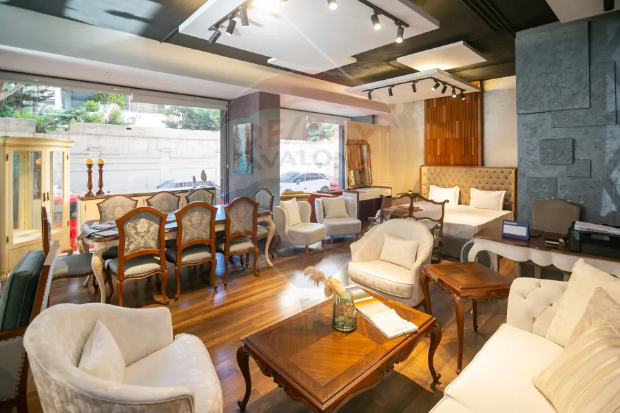 محل للبيع 170 م لوران (ثاني نمرة من ش أبو قير - عمارة براند)