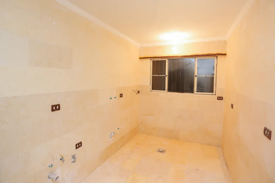 Apartment for rent 143 m Smouha ( compound Grand Ville )