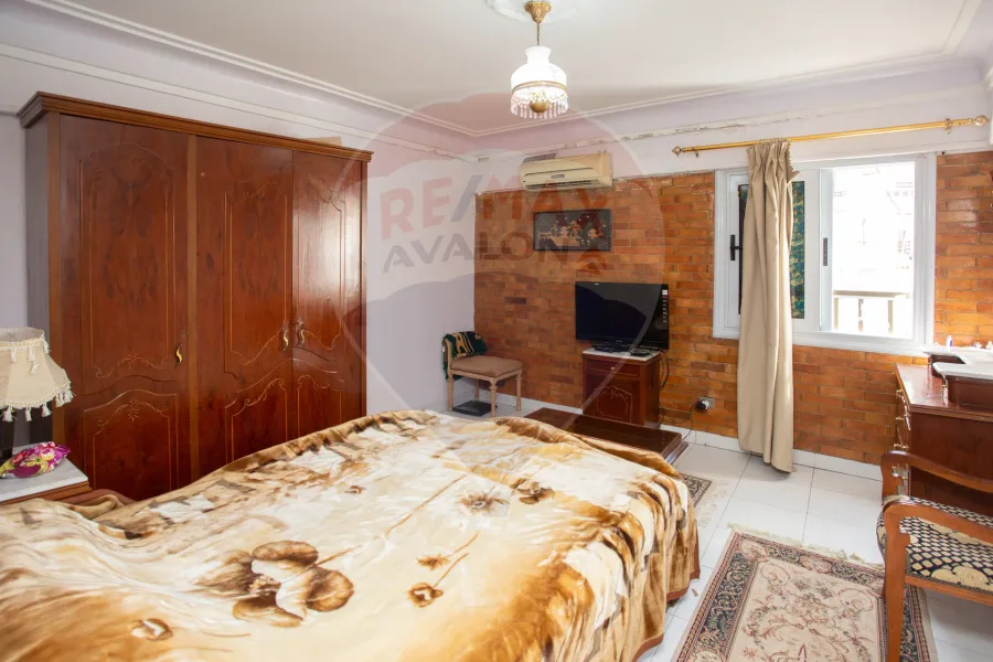 شقة للبيع 170 م سابا باشا (على الترام مباشرة)