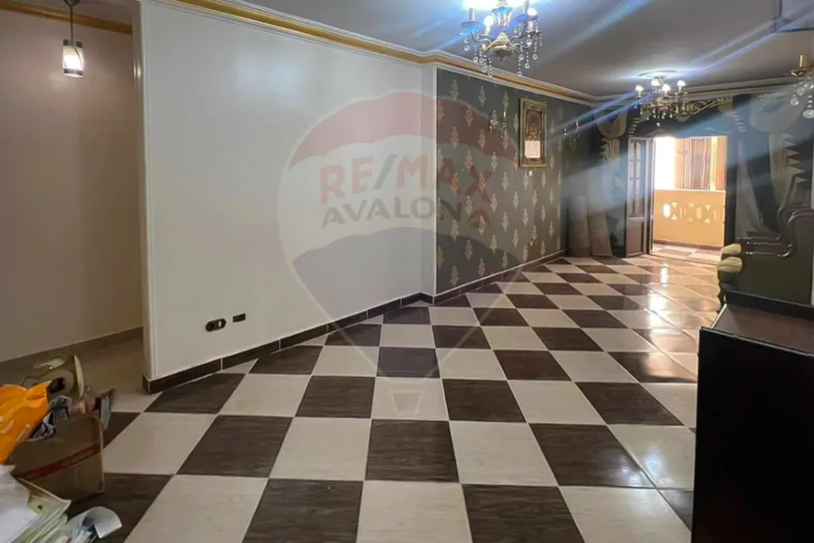 Apartment for rent 130 m Louran (steps from the tram)