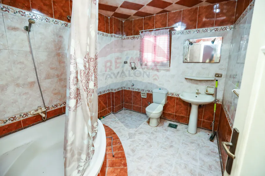 شقة للبيع 212 م العصافرة (خطوات من جمال عبد الناصر)