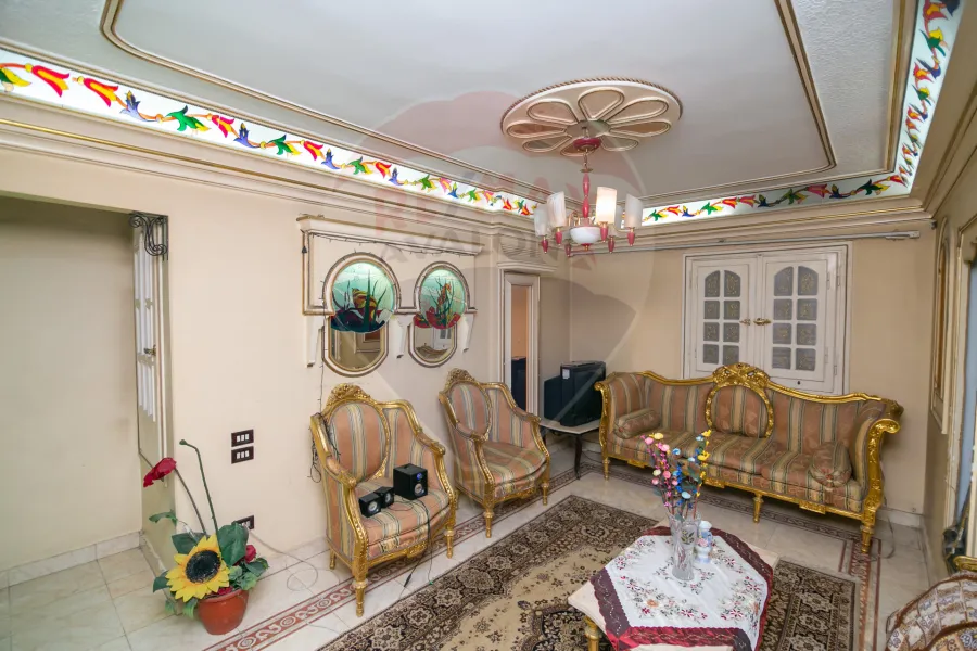 Apartment for sale 250 m Al-Sa'aa (Awlyaa elrahman st.)