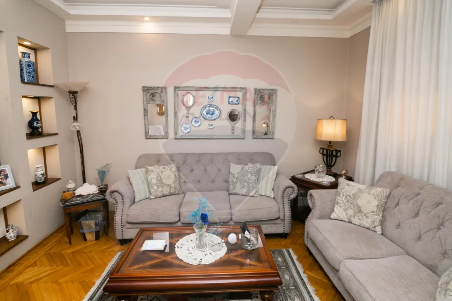 فيلا دوبلكس للبيع 420 م محطة الرمل (شارع فؤاد)