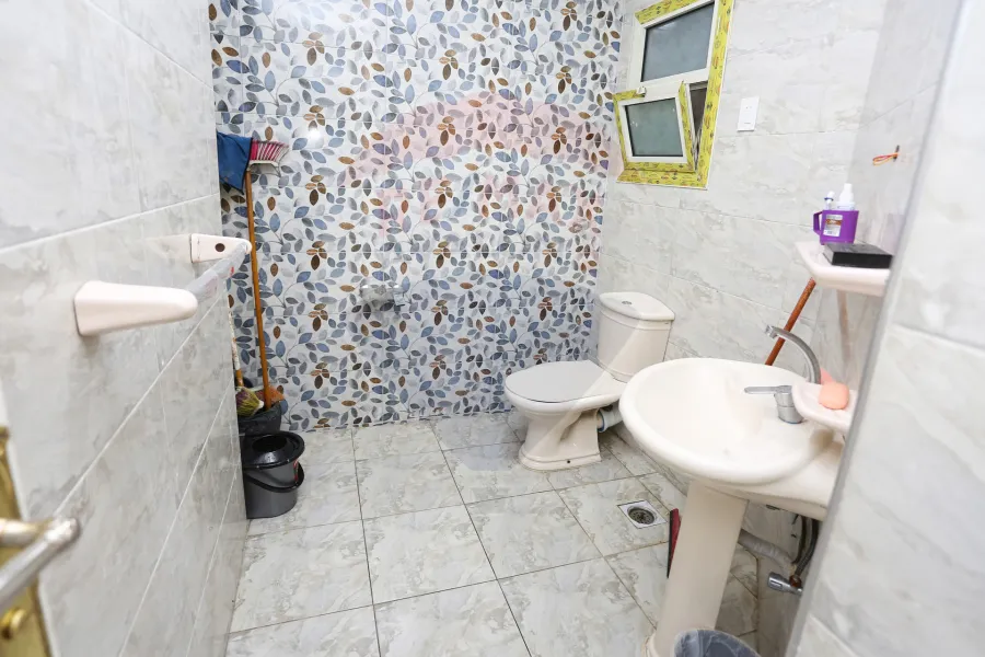 شقة إداري للبيع 130 م السيوف (ش مصطفي كامل)