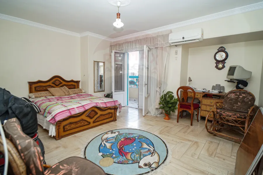 شقة للبيع 180 م العصافرة (طريق الجيش)