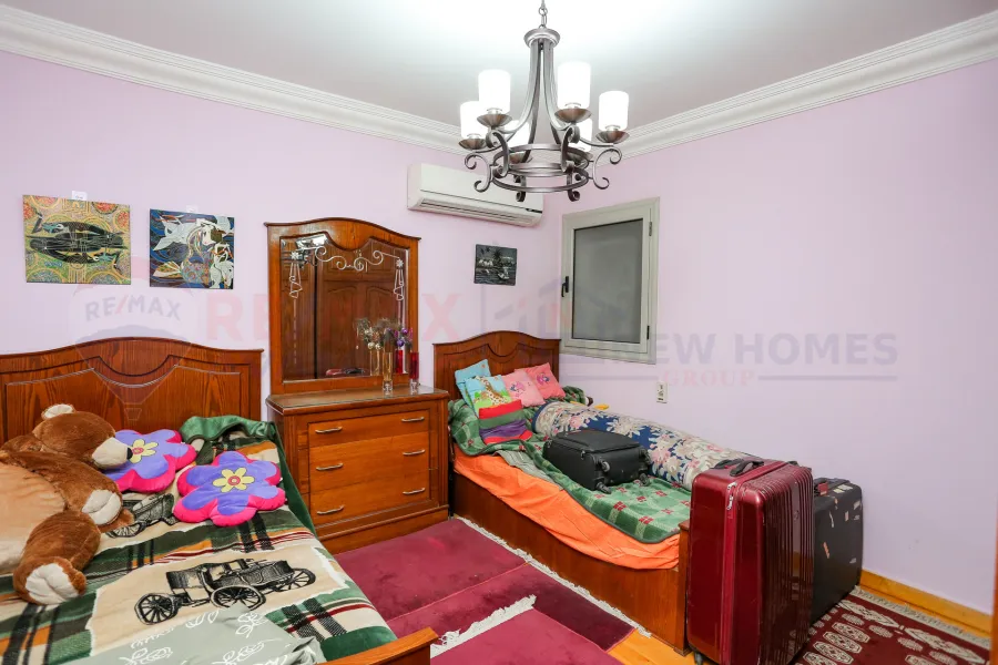 Furnished apartment for rent 180 m Smouha (Moustafa Kamel main st.)