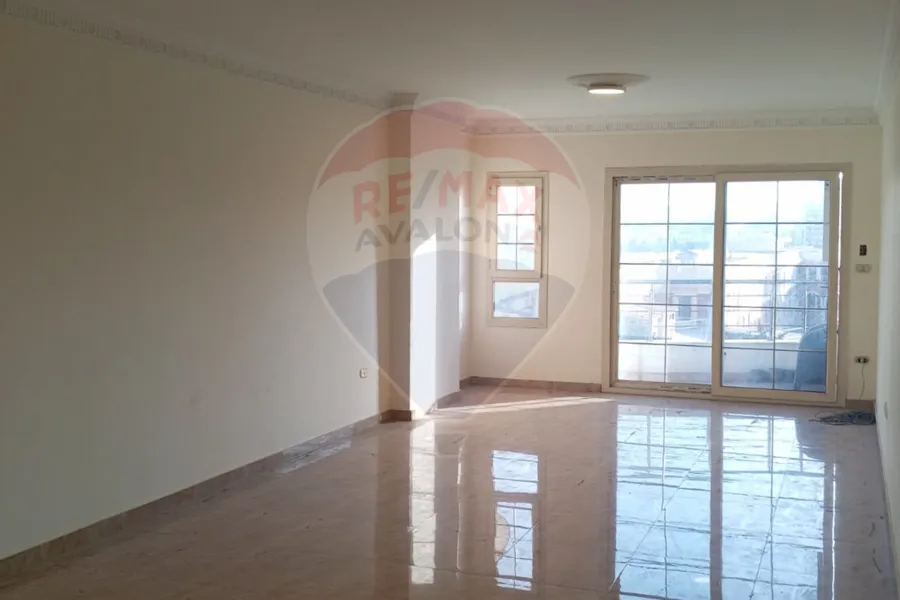Apartment for sale 192 m Shatby (Mohamed Shafiq St.)