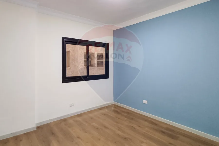 Apartment for sale 125 m El-Mandara (Gamal Abdel Naser st.)