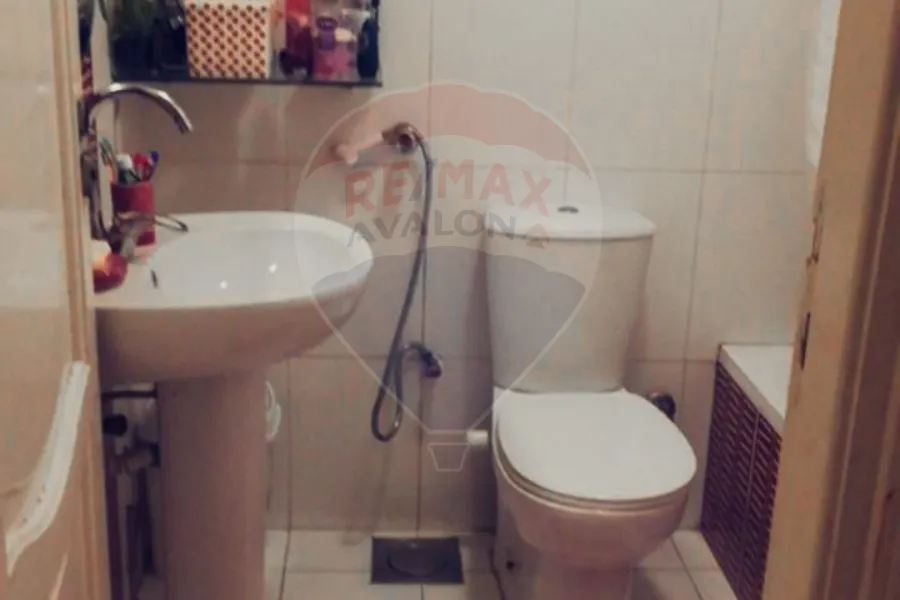 Apartment for sale 100 m Camp Caesar (Steps from the sea)