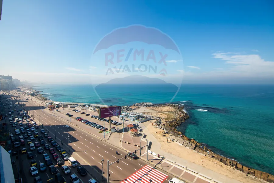 شقه للبيع 215 م كيلوباترا (علي البحر)