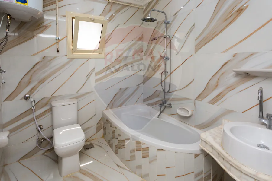 شقة للبيع 145 م سبورتنج (متفرع من ابوقير)