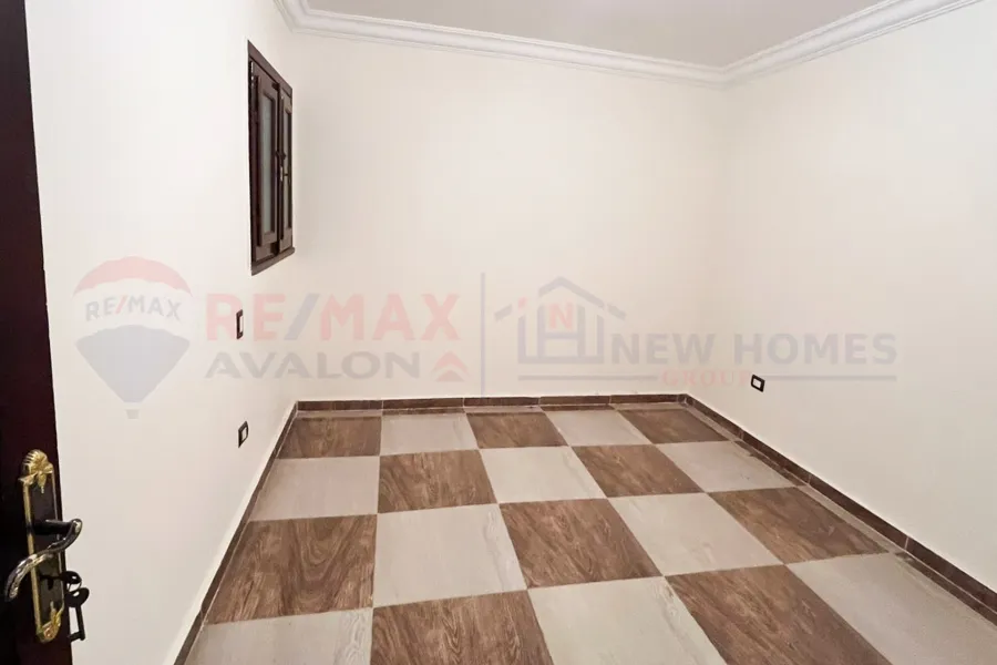 Apartment for sale 125 m Sidi Gaber ( Third st from El-Mosheer St)