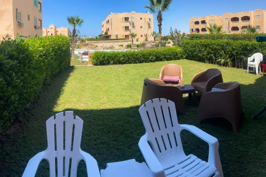 Ground chalet with garden for sale (Marina flowers) 160 m