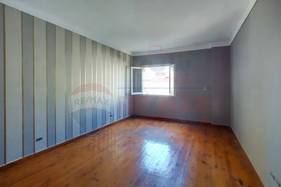 شقة للبيع 200 م مصطفى كامل (ش كيروسيز مول)