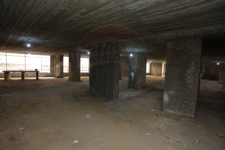 Mezzanine for rent 770 m San Stefano (directly on the tram)