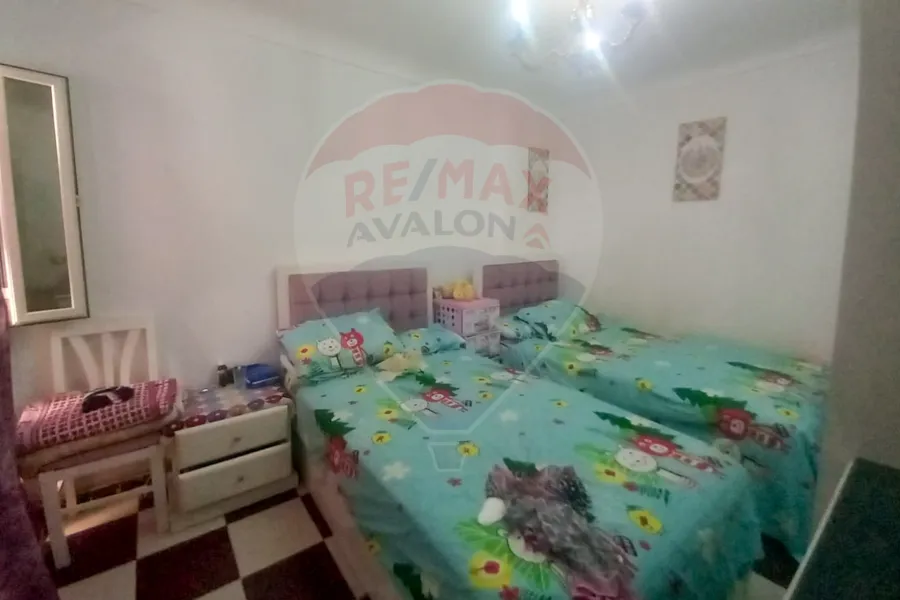 شقة للبيع 145 م ميامي (ش صلاح الدين شعبان)