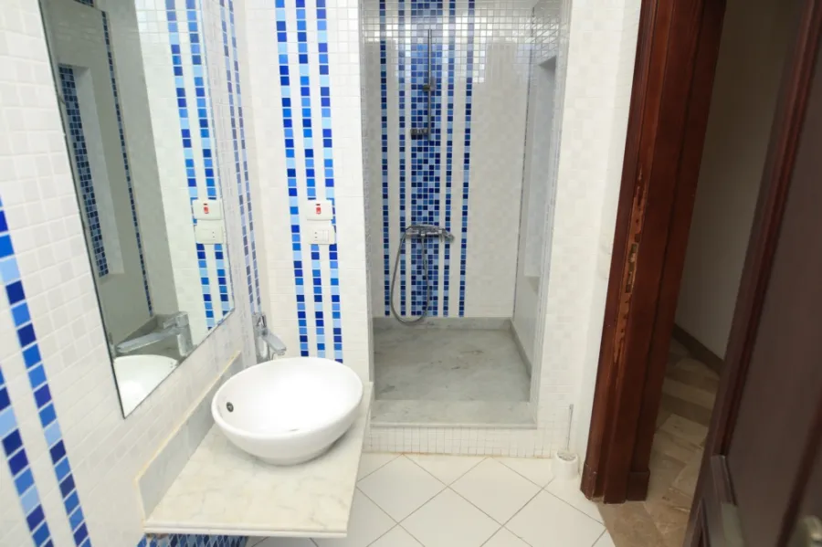 Apartment for sale 480m Laurent - Korneish Road