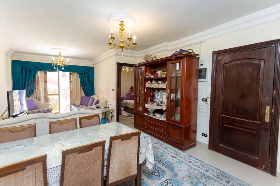 Apartment for Sale 125 m Sale Raml station (intersection of The Prophet Daniel st. with Fouad St.)