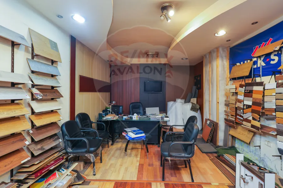 محل للبيع 68 م سموحه ( ش 14 مايو) -