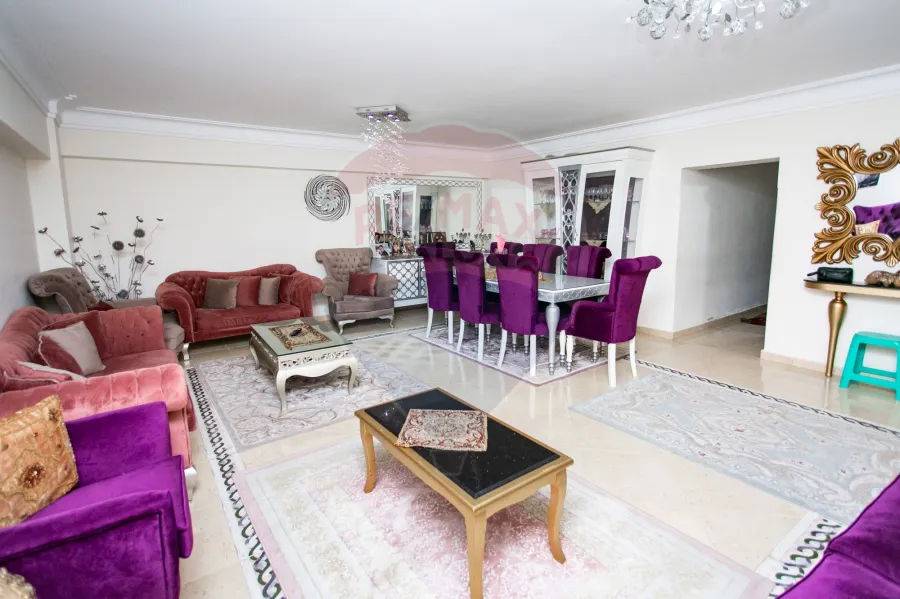 شقة للبيع 125 م  جناكليس (ش مرتضي)